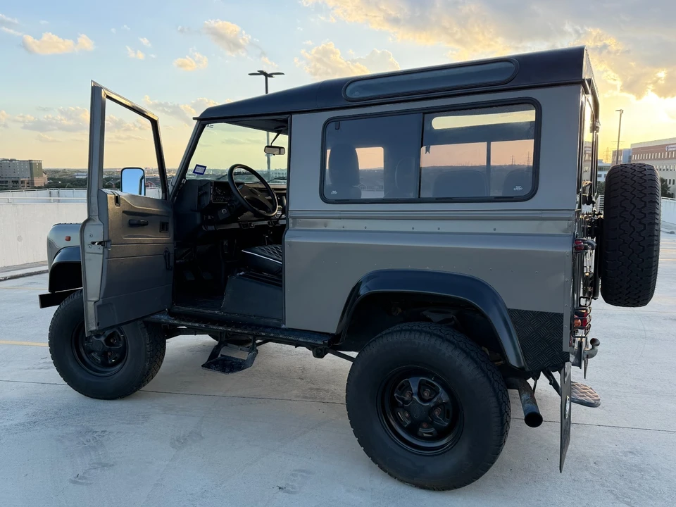 1997 Land Rover Defender - Image 7 of 31