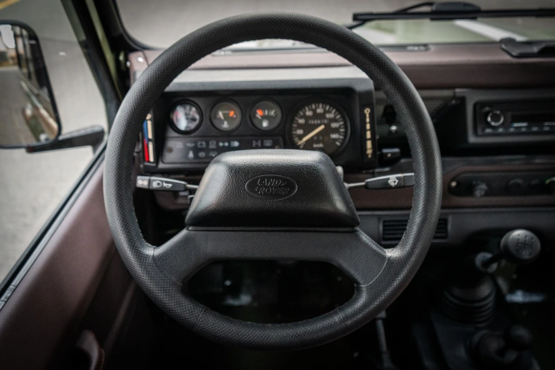 1997 Land Rover Defender - Image 15 of 31