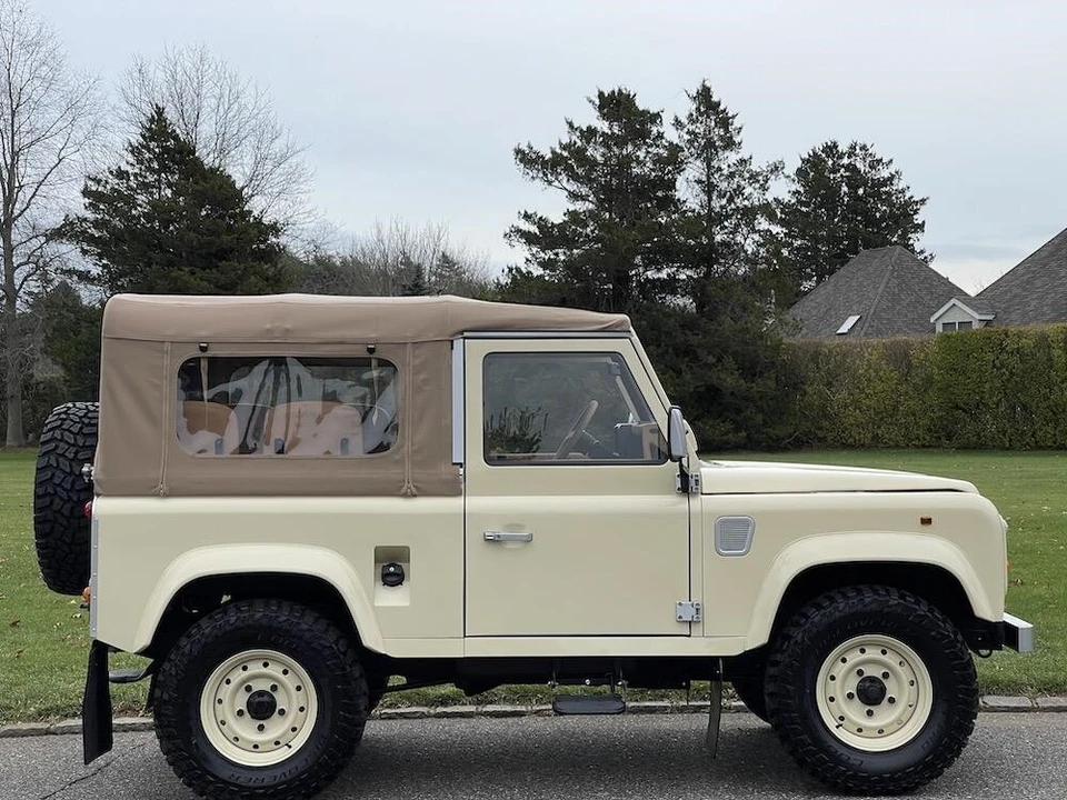 1997 Land Rover Defender - Image 3 of 12