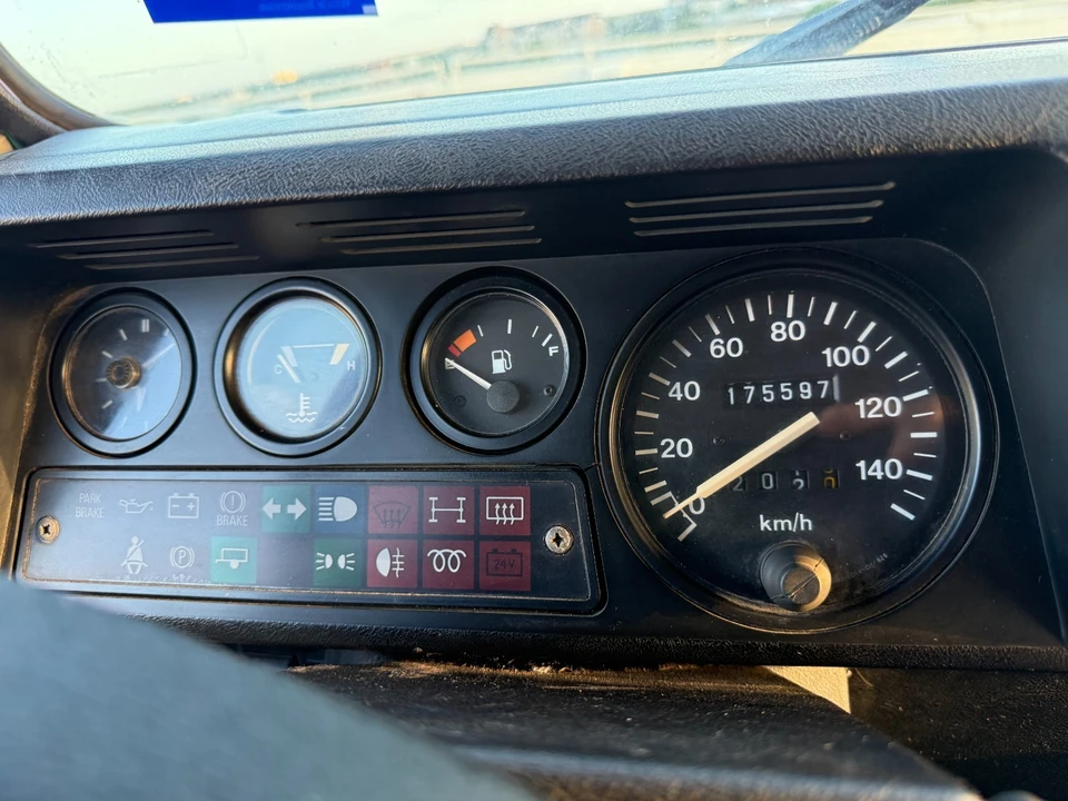1997 Land Rover Defender - Image 25 of 31