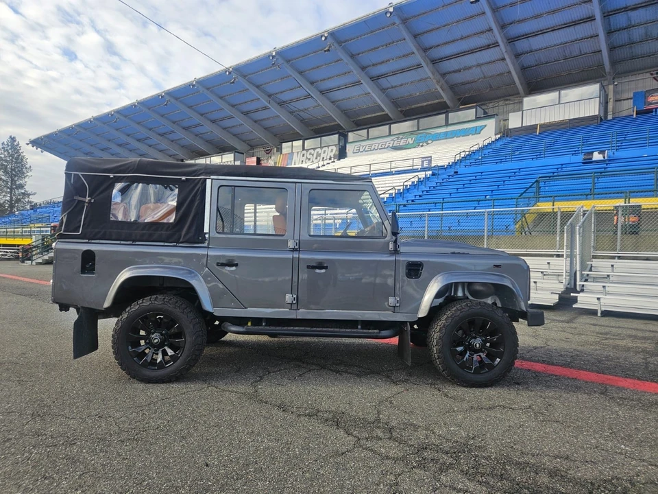 1997 Land Rover Defender - Image 5 of 19