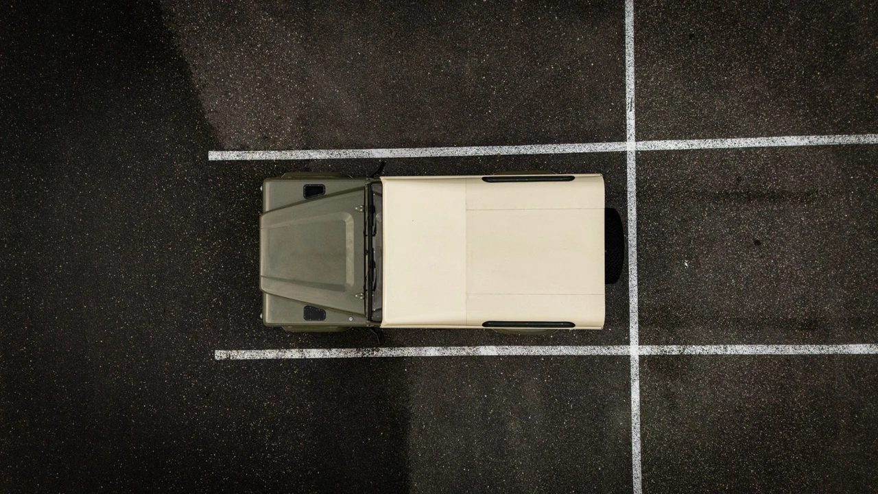 1997 Land Rover Defender - Image 4 of 31