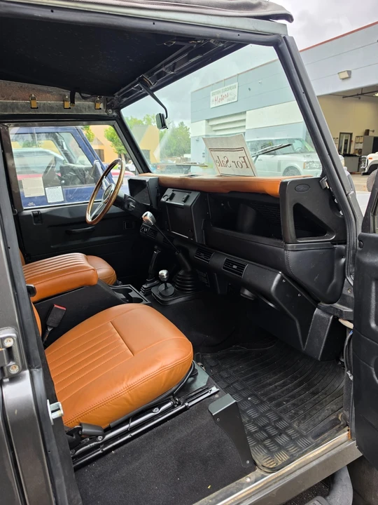 1997 Land Rover Defender - Image 9 of 19