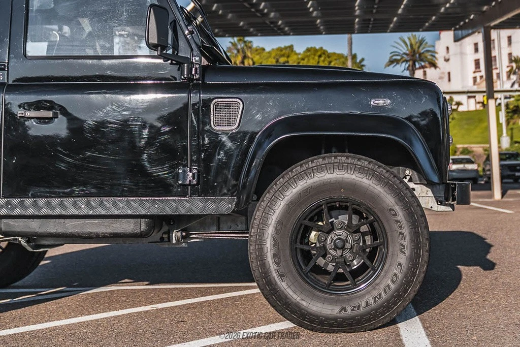1997 Land Rover Defender 90 - Image 11 of 12