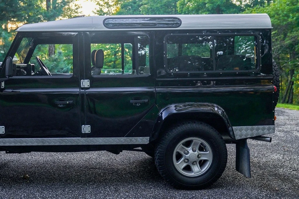 1997 Land Rover Defender - Image 5 of 12