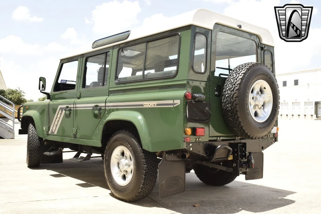 1997 Land Rover Defender - Image 4 of 12