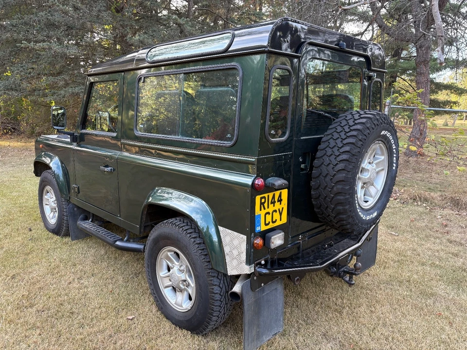 1997 Land Rover Defender - Image 6 of 21