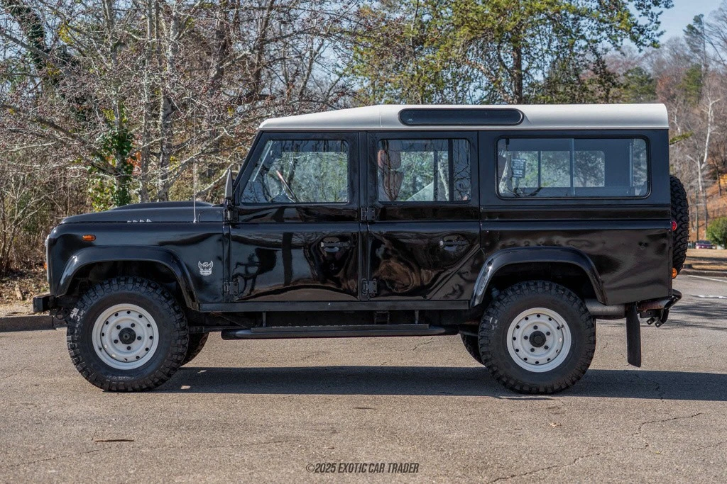 1997 Land Rover Defender 110 - Image 3 of 12
