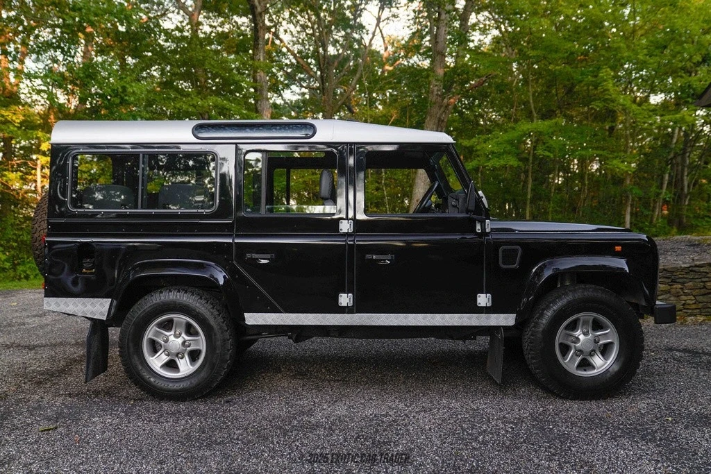 1997 Land Rover Defender - Image 9 of 12