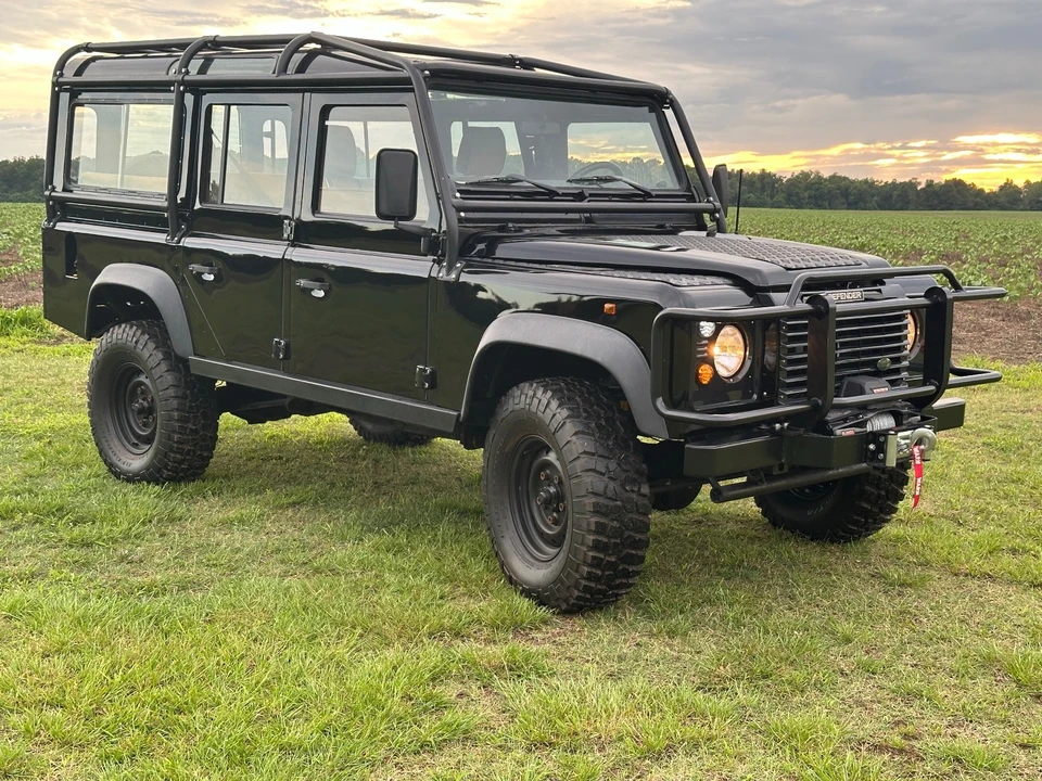 1997 Land Rover Defender - Image 8 of 21