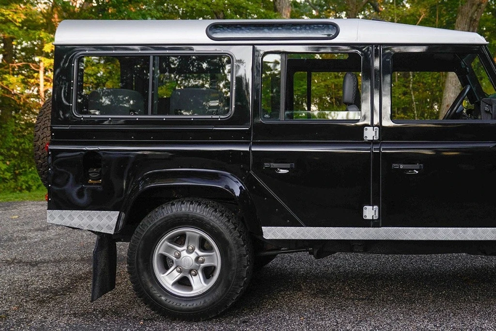 1997 Land Rover Defender - Image 10 of 12