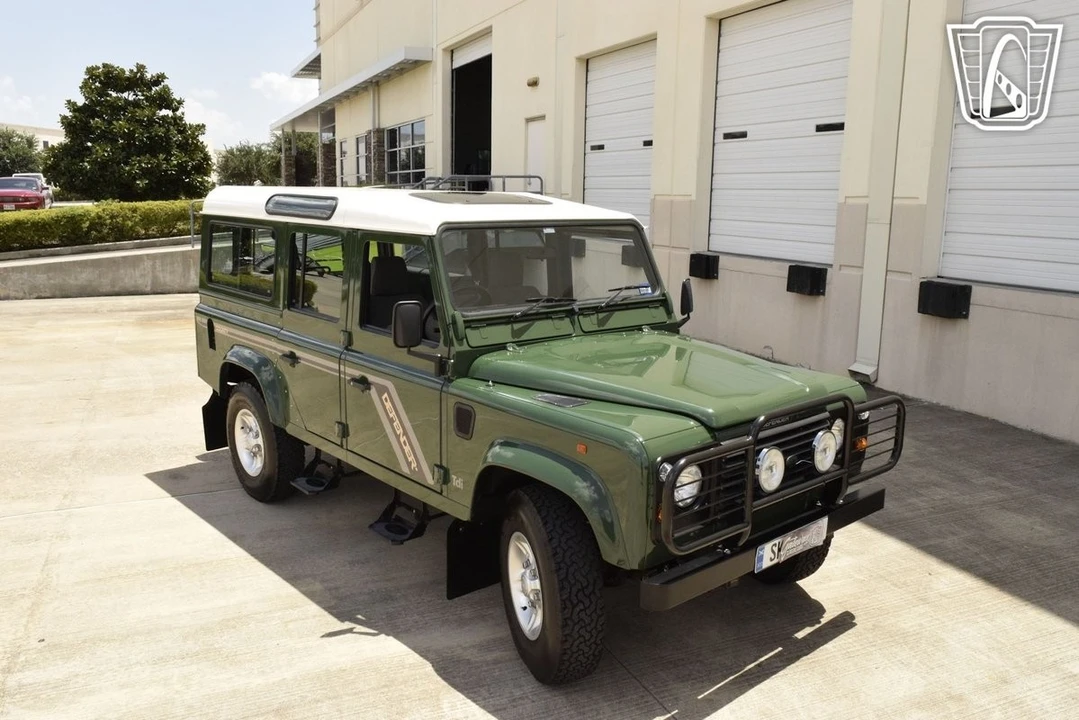 1997 Land Rover Defender 110 - Image 20 of 21