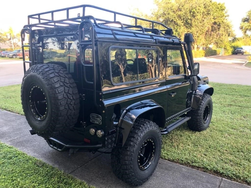 1997 Land Rover Defender 90 - Image 9 of 21