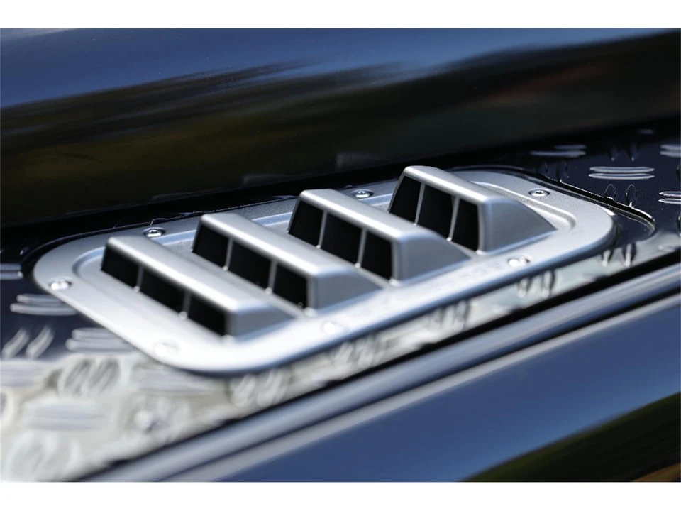 1997 Land Rover Defender 110 - Image 16 of 24