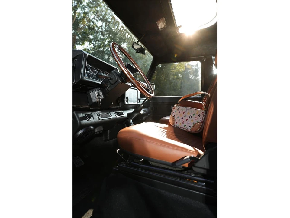 1997 Land Rover Defender 110 - Image 24 of 24