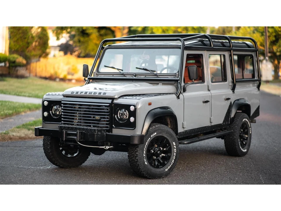1997 Land Rover Defender 110 - Image 7 of 21