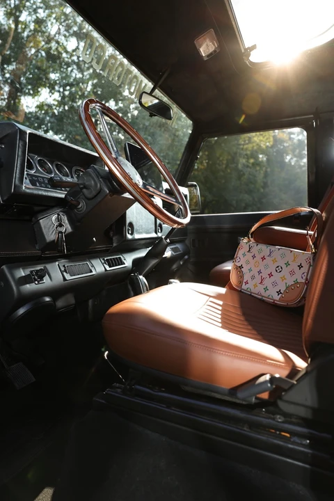 1997 Land Rover Defender 110 - Image 28 of 31
