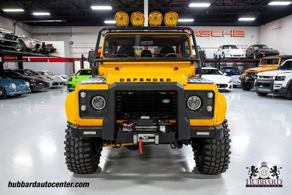 1997 Land Rover Defender 110 - Image 3 of 12