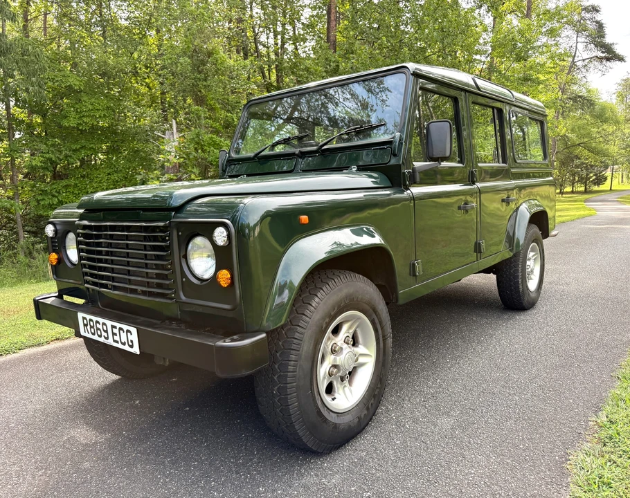 1997 Land Rover Defender 110 - Image 5 of 31