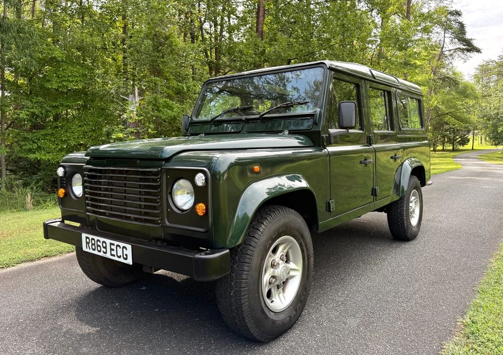 1997 Land Rover Defender 110 - Image 3 of 31