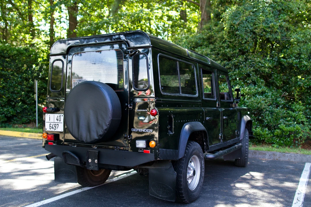 1997 Land Rover Defender 110 - Image 7 of 31