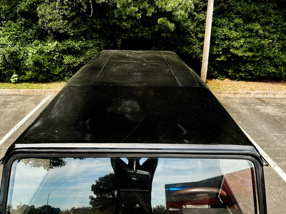 1997 Land Rover Defender 110 - Image 9 of 31