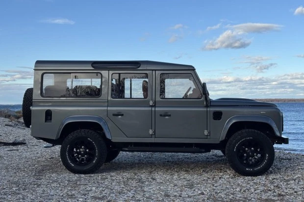 1997 Land Rover Defender 110 - Image 3 of 7