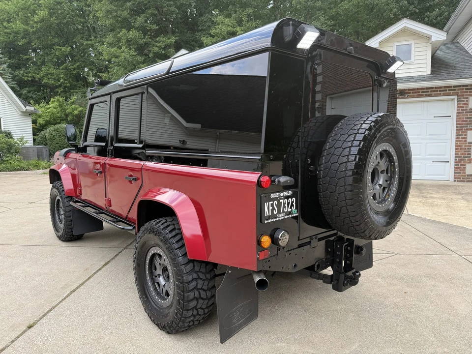 1997 Land Rover Defender 110 - Image 10 of 31