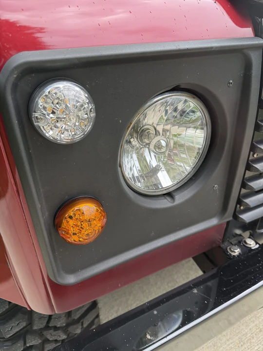 1997 Land Rover Defender 110 - Image 12 of 31