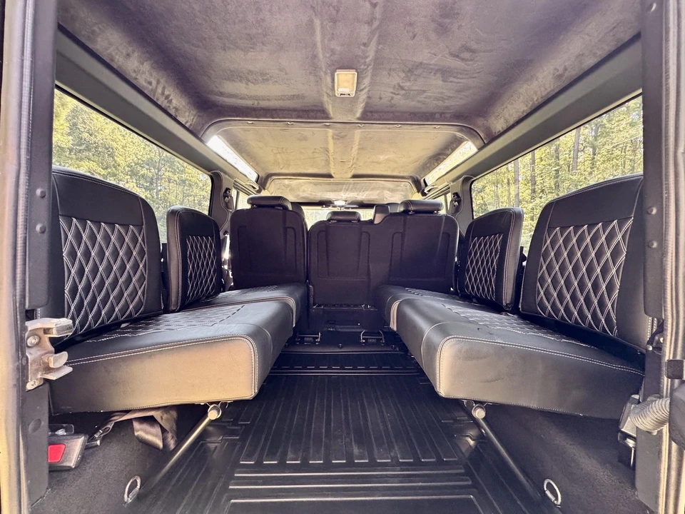 1997 Land Rover Defender 110 - Image 7 of 21