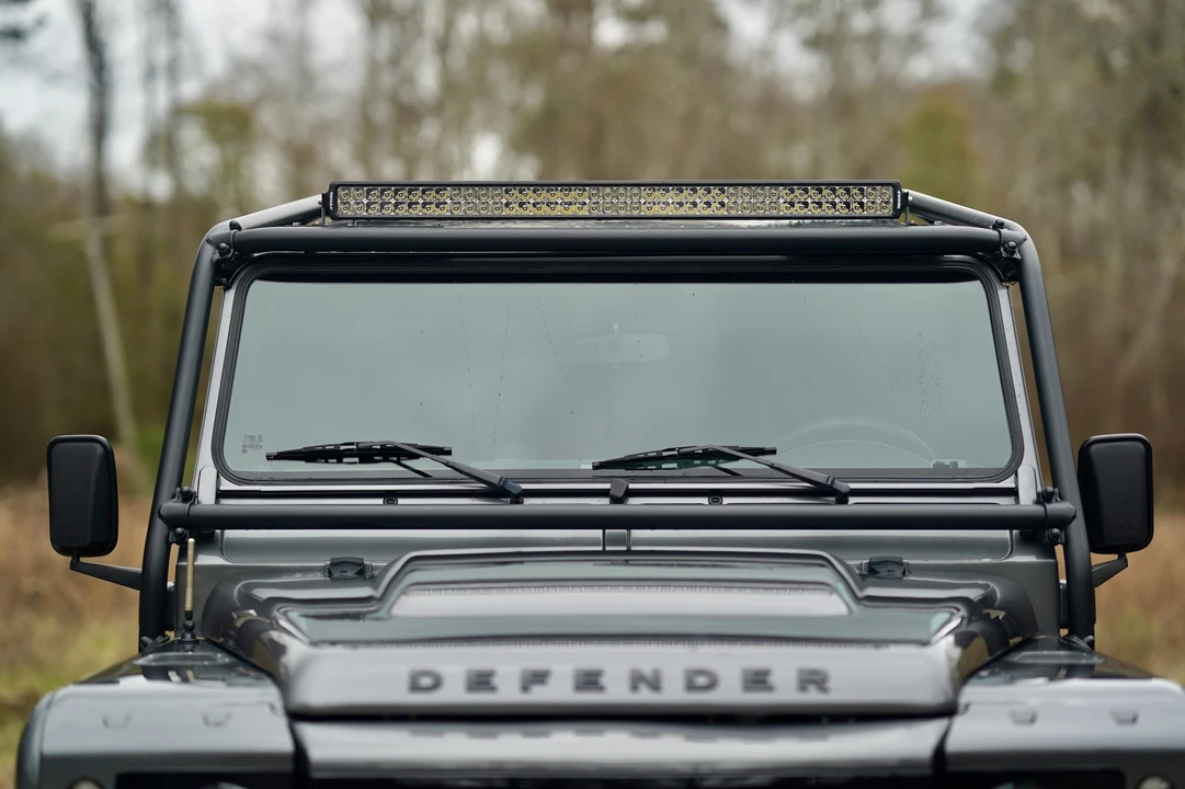 1997 Land Rover Defender 110 - Image 13 of 21