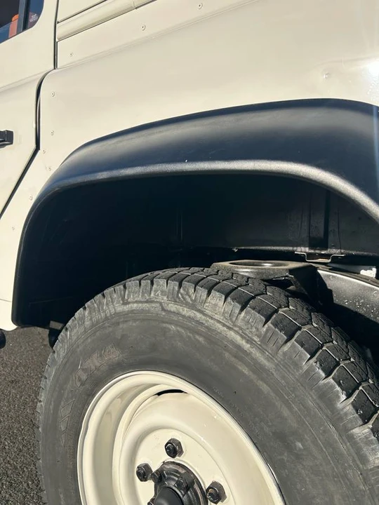 1997 Land Rover Defender 110 - Image 15 of 15