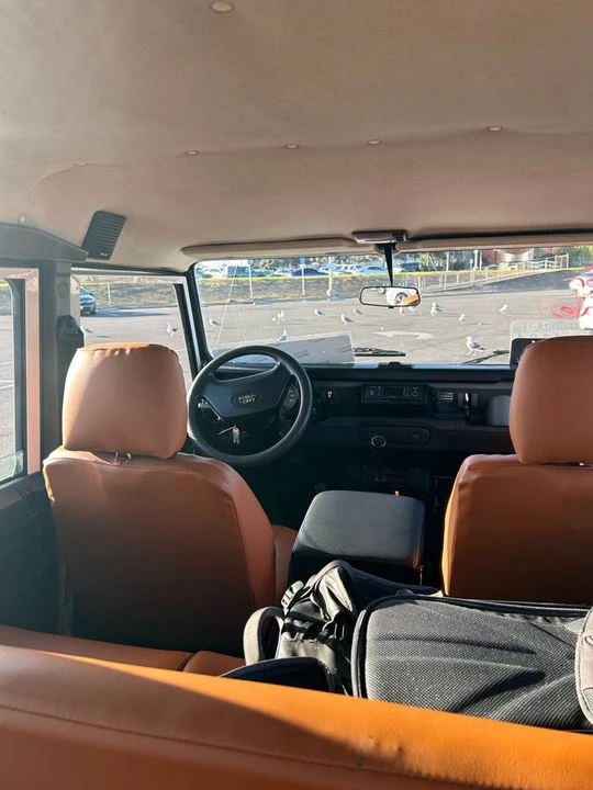 1997 Land Rover Defender 110 - Image 9 of 15