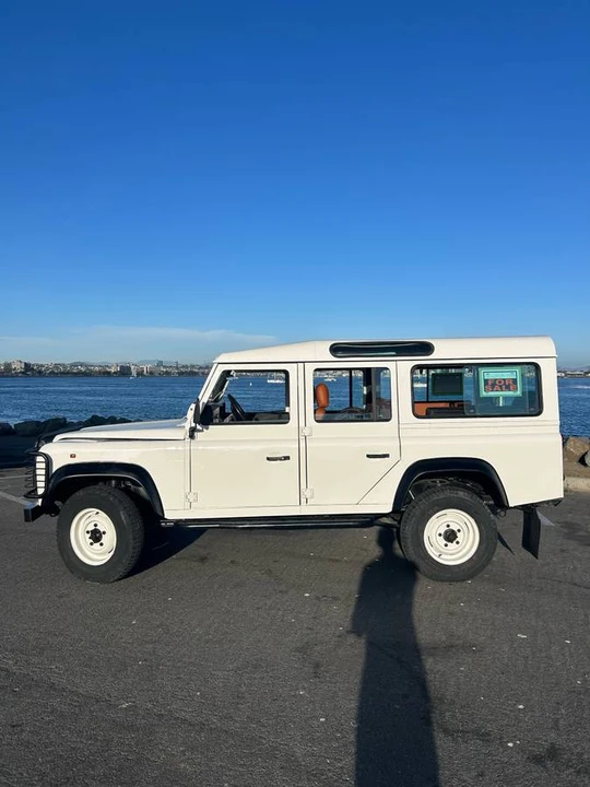 1997 Land Rover Defender 110 - Image 2 of 15