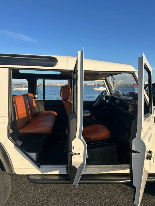 1997 Land Rover Defender 110 - Image 11 of 15