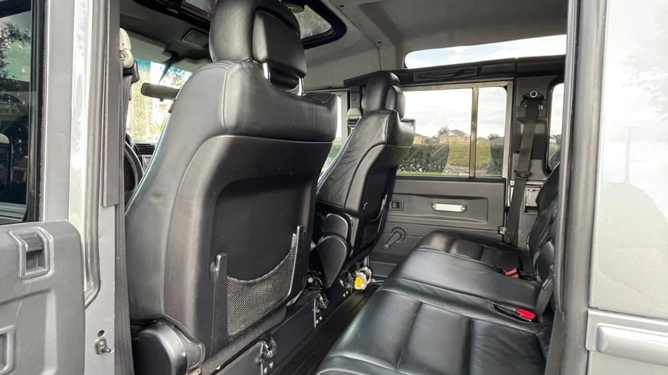 1997 Land Rover Defender 110 - Image 5 of 20