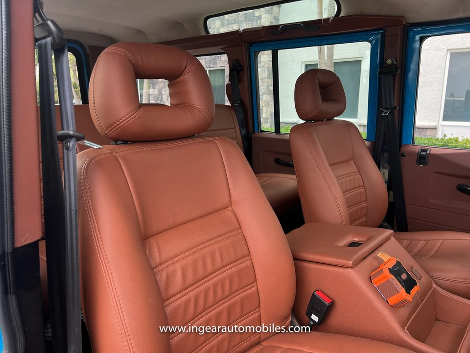 1997 Land Rover Defender 110 - Image 12 of 31
