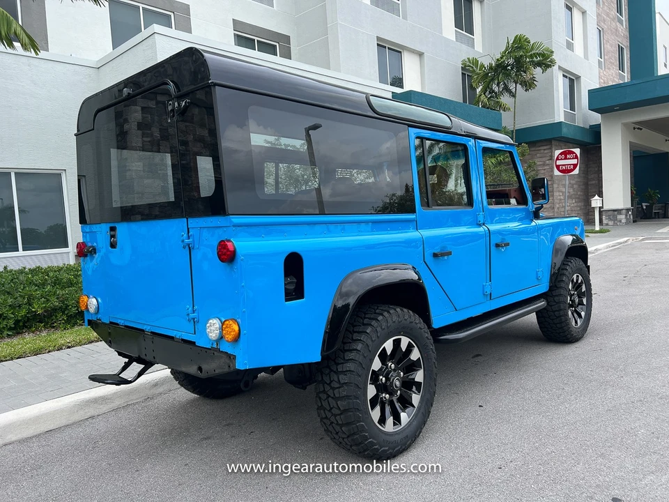 1997 Land Rover Defender 110 - Image 4 of 31