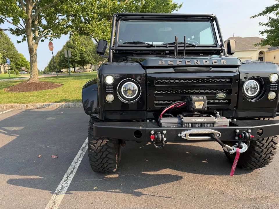 1997 Land Rover Defender 110 - Image 2 of 19