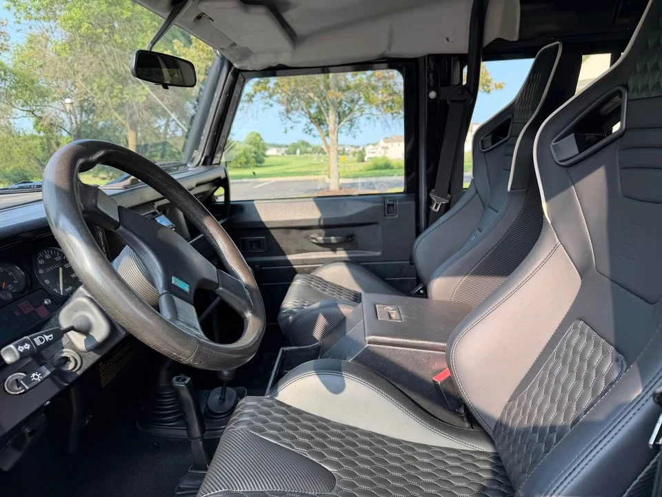 1997 Land Rover Defender 110 - Image 15 of 19