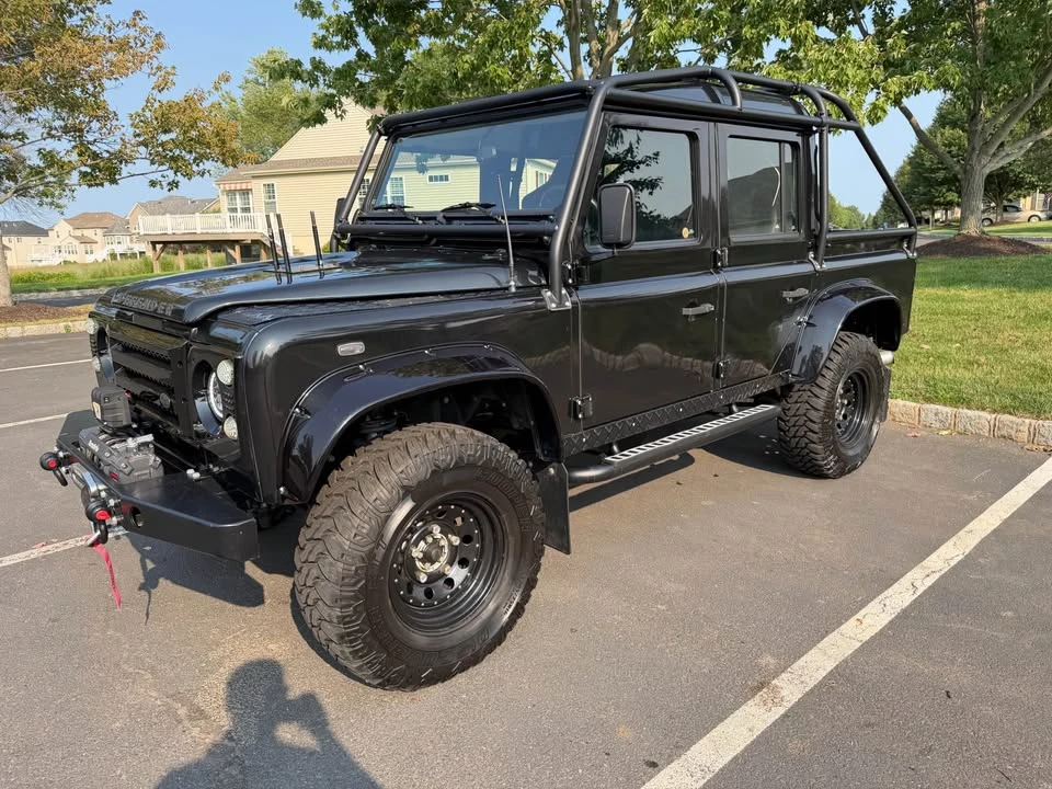 1997 Land Rover Defender 110 - Image 6 of 19