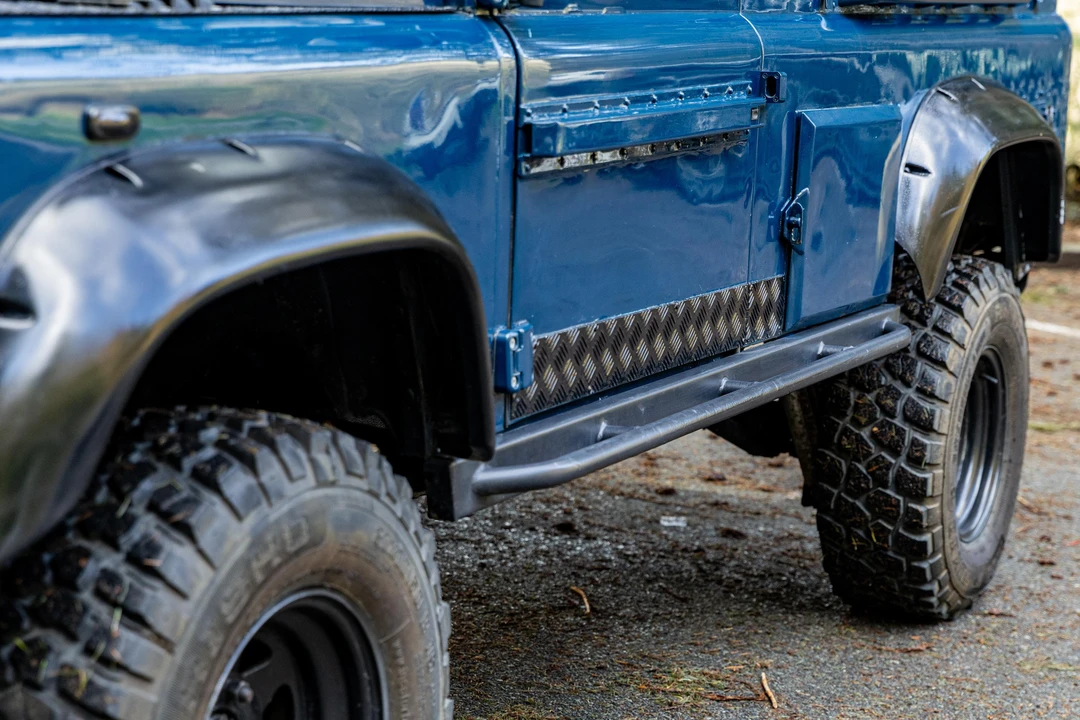 1997 Land Rover Defender 110 - Image 16 of 30