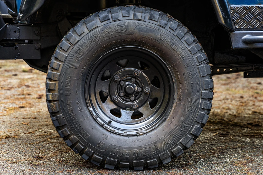 1997 Land Rover Defender 110 - Image 29 of 30