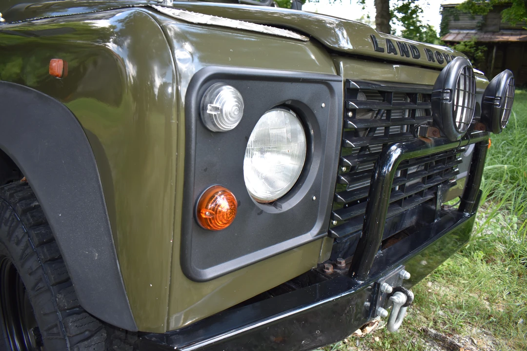 1997 Land Rover Defender 110 - Image 21 of 31