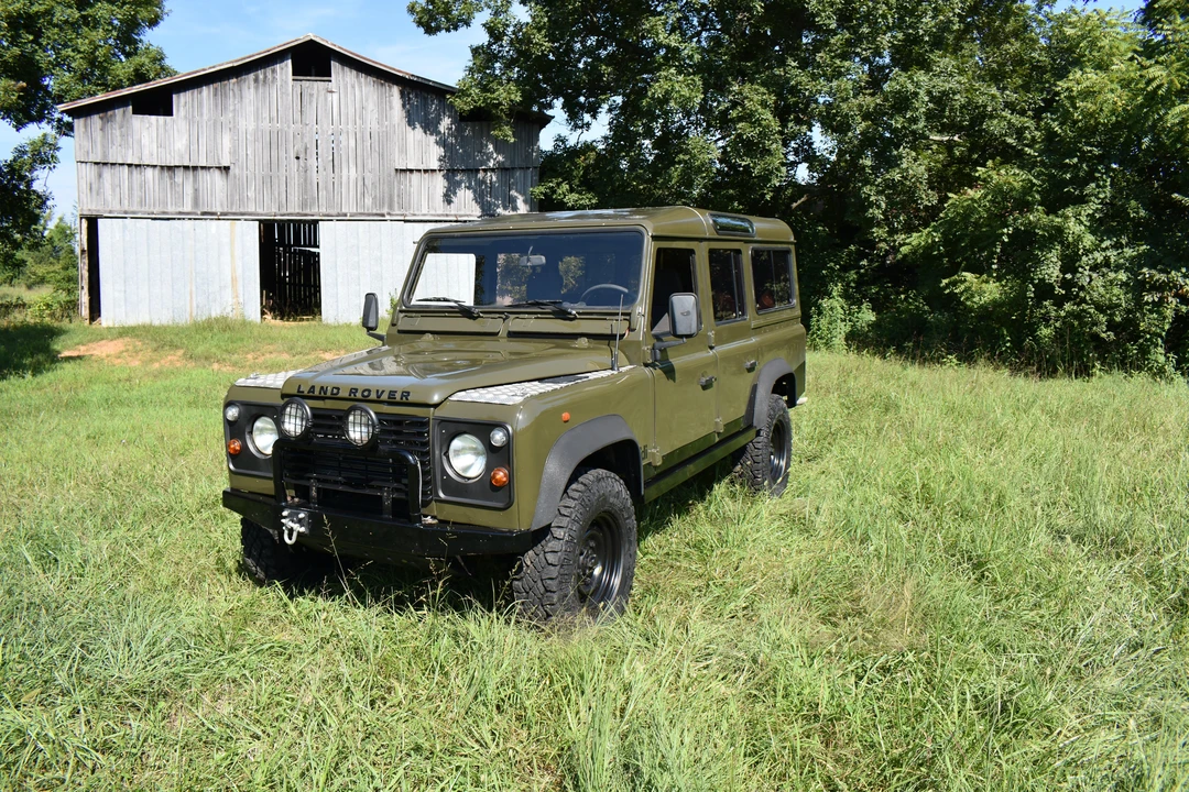 1997 Land Rover Defender 110 - Image 7 of 31