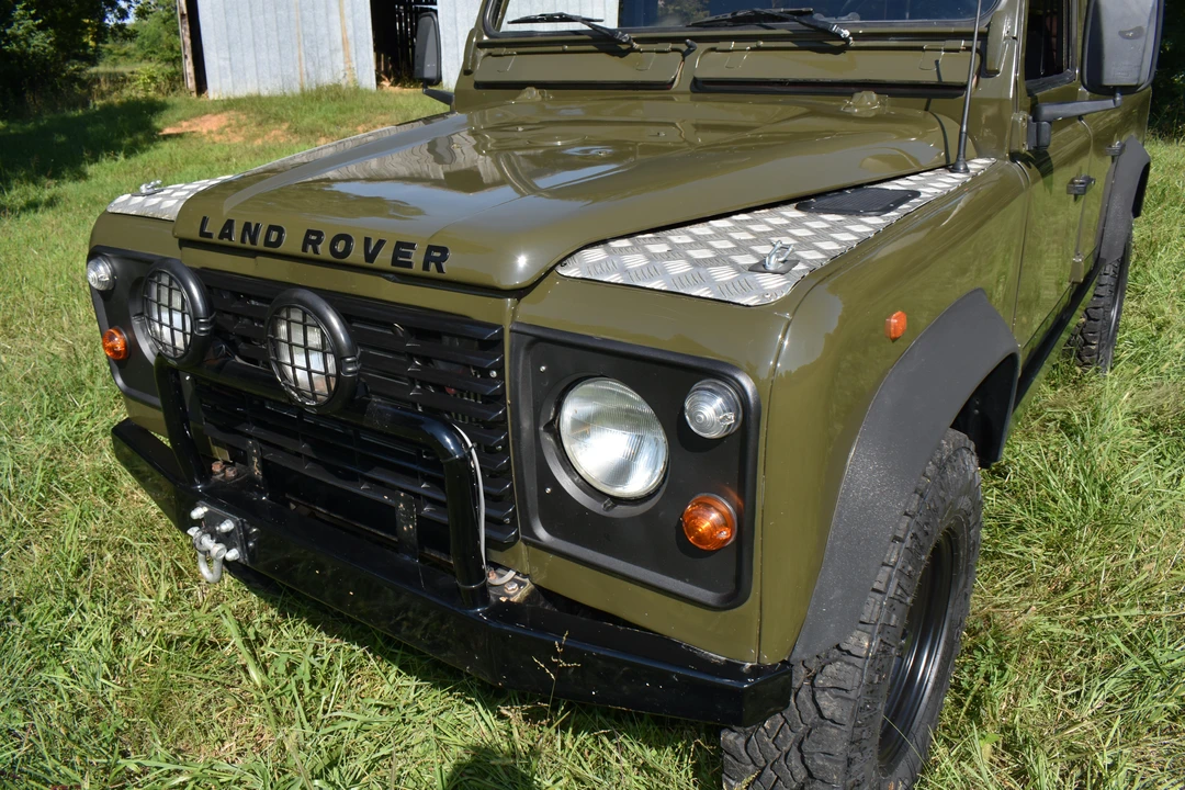 1997 Land Rover Defender 110 - Image 25 of 31