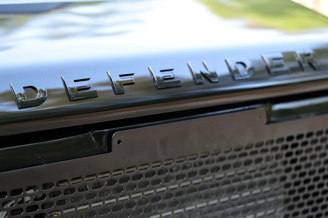 1997 Land Rover Defender 110 - Image 24 of 31