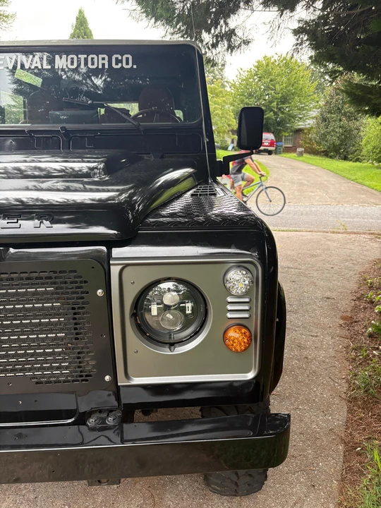 1997 Land Rover Defender 110 - Image 23 of 31