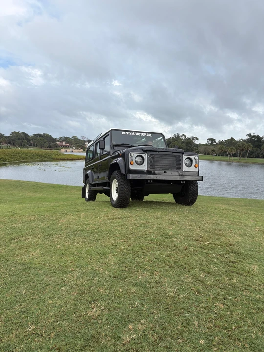 1997 Land Rover Defender 110 - Image 19 of 31