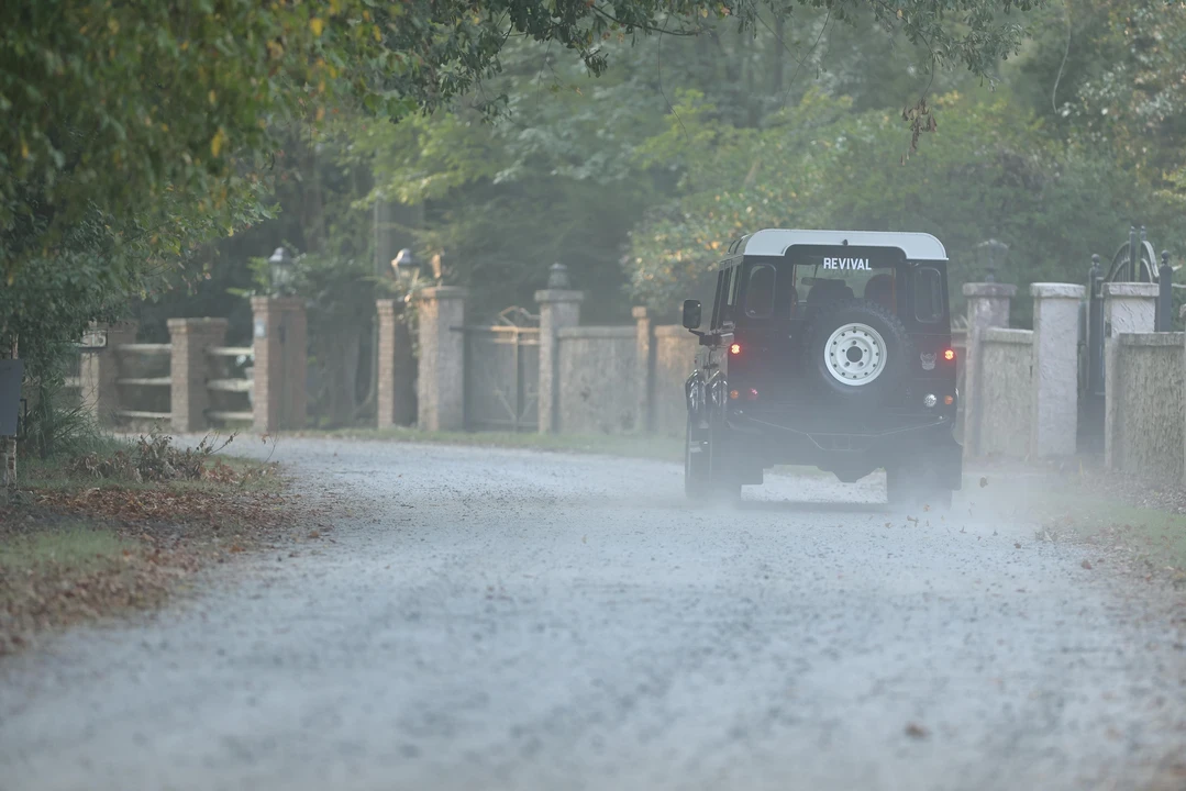 1997 Land Rover Defender 110 - Image 14 of 31